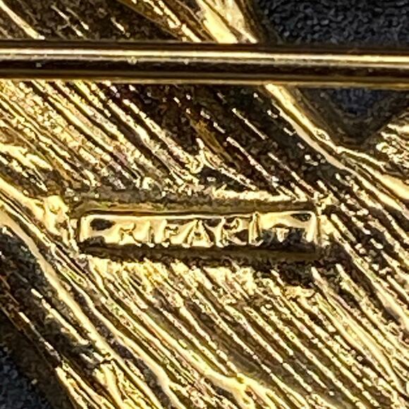 Vintage TRIFARI Art Deco Style Brooch Black Enamel Pave Crystals Rectangular Bar - Picture 4 of 4